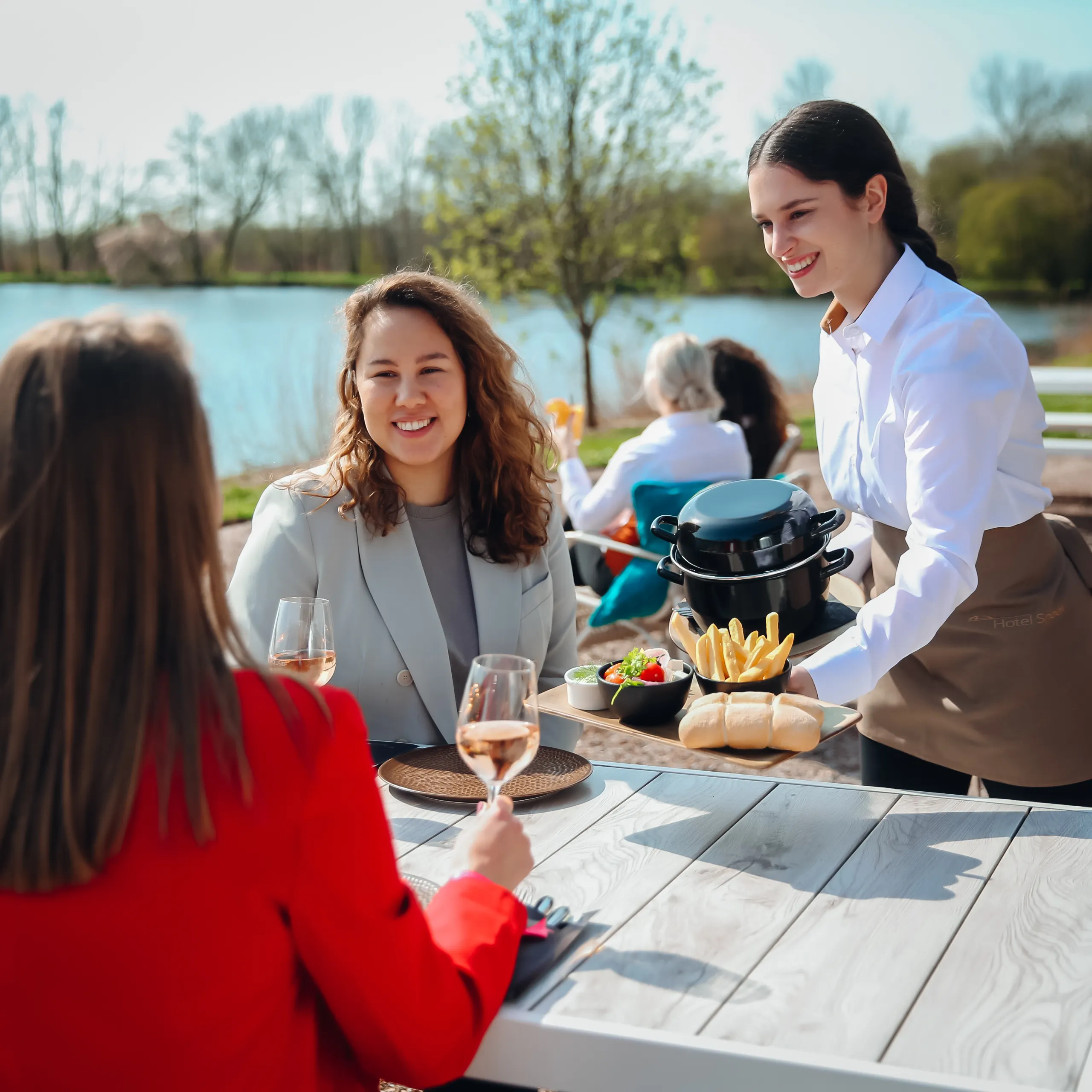 Medewerker bediening