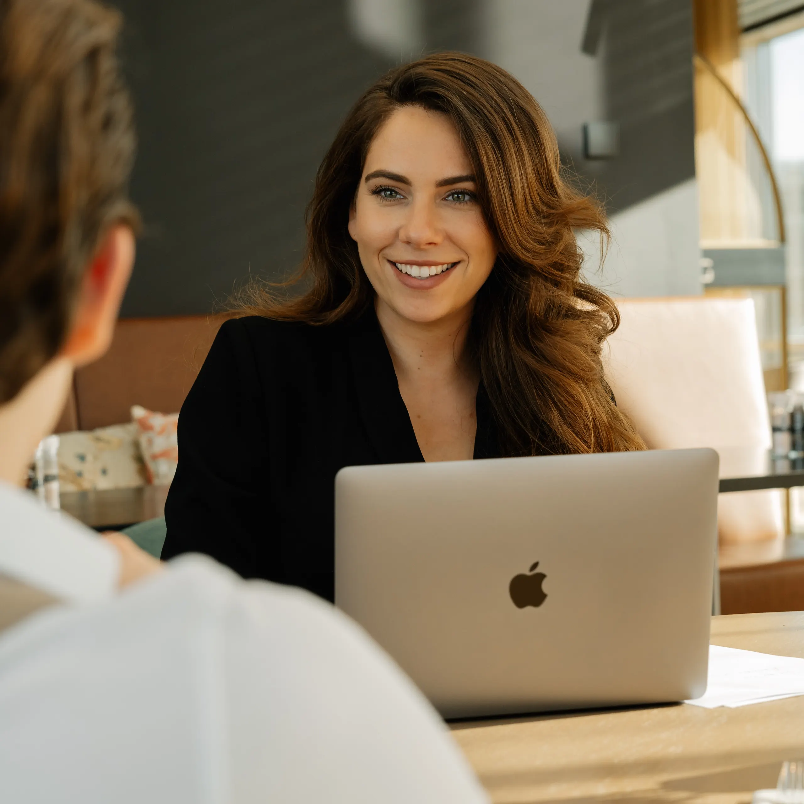 Stage Revenue & Sales - Amsterdam (Zuidas)