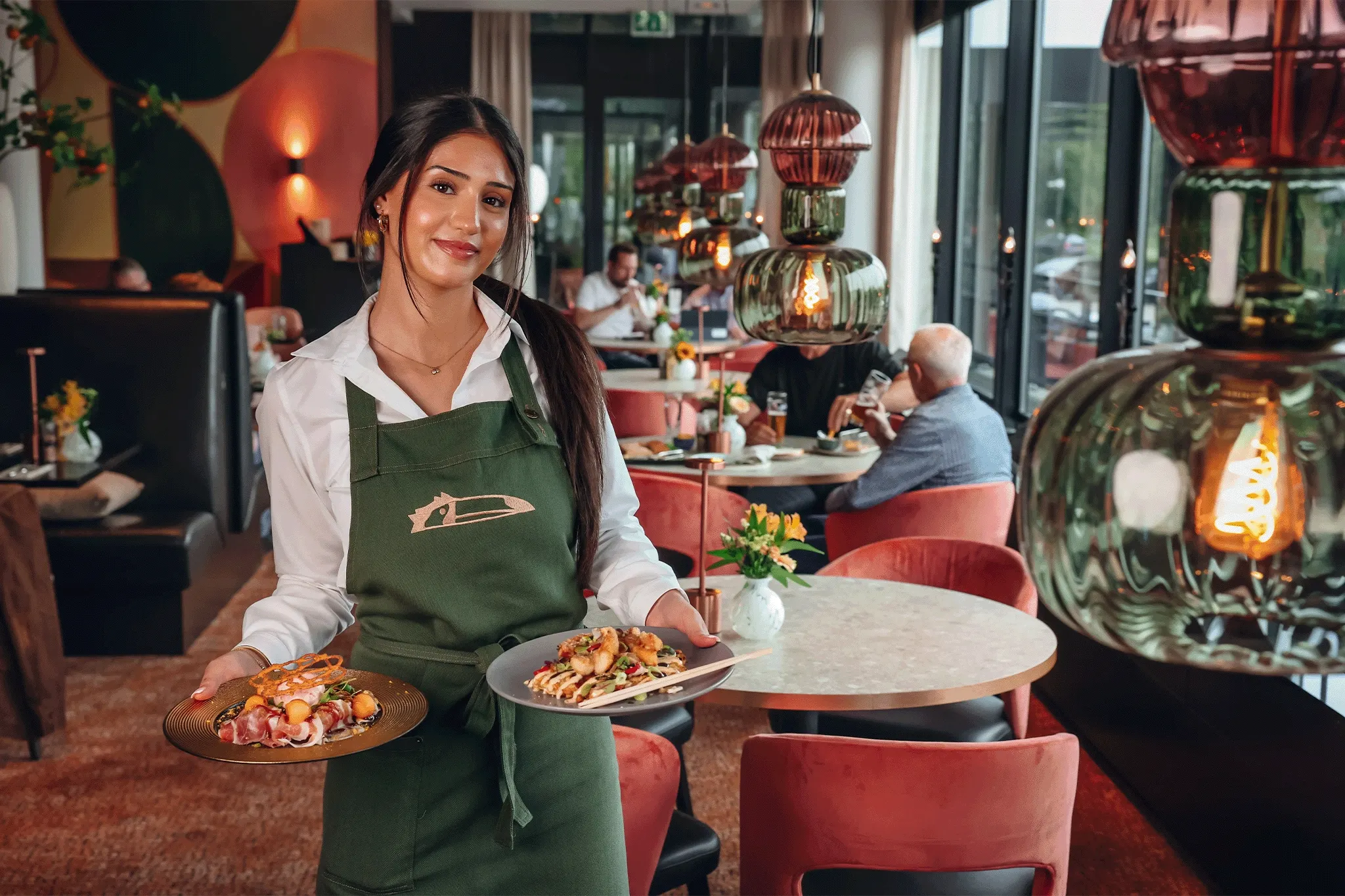 Medewerker bediening 