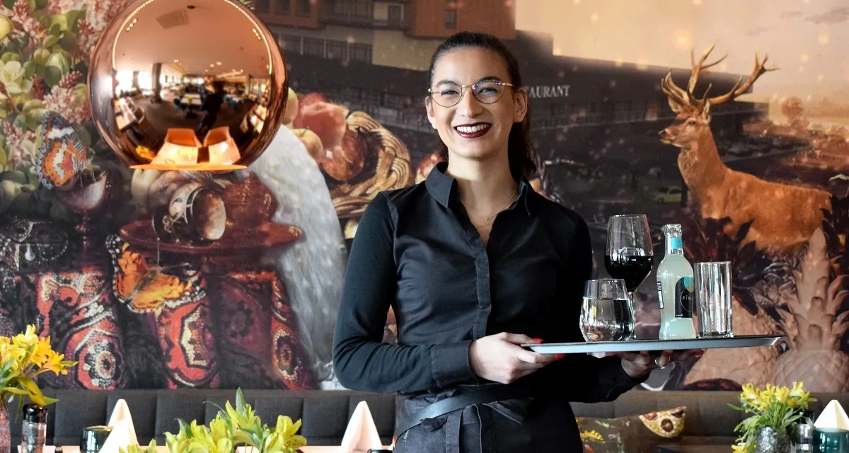 Leerling gastheer/gastvrouw (BBL, leerjaar 2026/2027) met als basis het a la carte restaurant